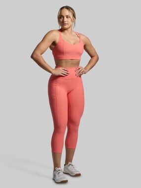 Born Primitive All or Nothing Capri w/ pockets, Hot Peach, size large